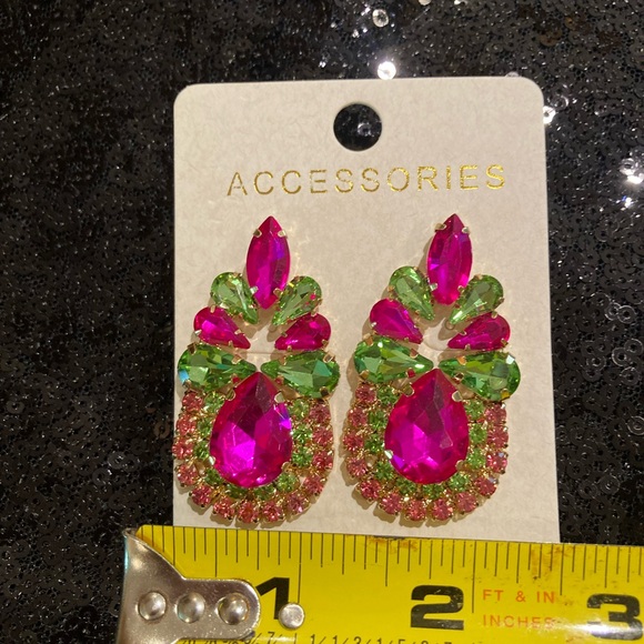 Pink and green water drop rhinestone earrings - Picture 6 of 7